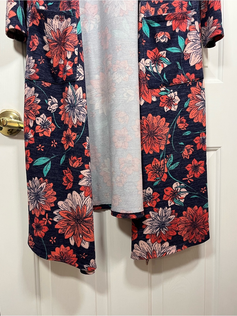 LuLaRoe Floral Duster Cardigan Size Medium - Picture 4 of 16